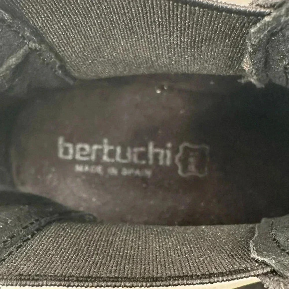 NWT BERTUCHI Women’s Black Suede Chelsea Slip-on Boots EU Size 41 - US Size 9.5 - Picture 10 of 14